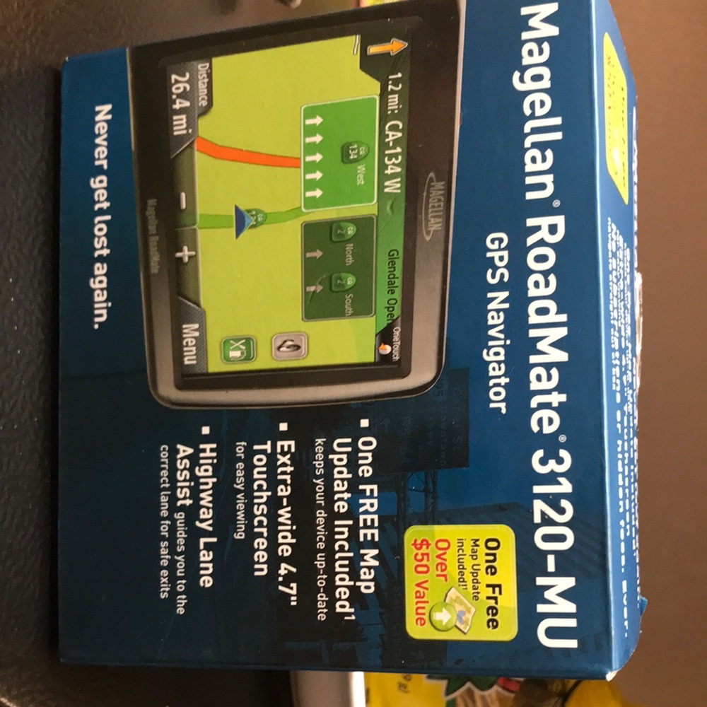 Magellan RoadMate 3120-MU GPS Device
